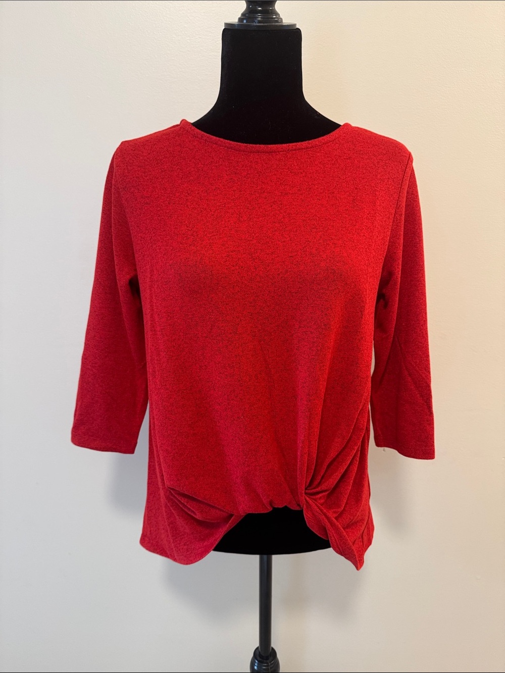 Aemi + Co red top